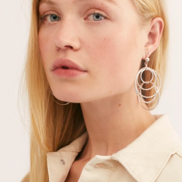 Free People Orbit Hoop Earings - Picture 2 of 3
